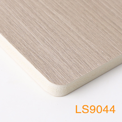 Chất lượng Tấm ốp tường than tre vân gỗ cho quản lý Nhà máy