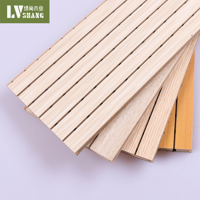 Chất lượng Phân hình tường WPC PVC âm thanh Nhà máy