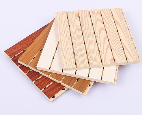 Chất lượng Tấm hấp thụ âm thanh WPC (Wood Plastic Composite) chống thấm nước OEM Nhà máy