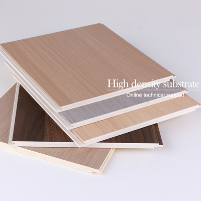 Chất lượng bán nóng chống cháy và ẩm WPC slitsed bảng gỗ veneer tường bảng Nhà máy